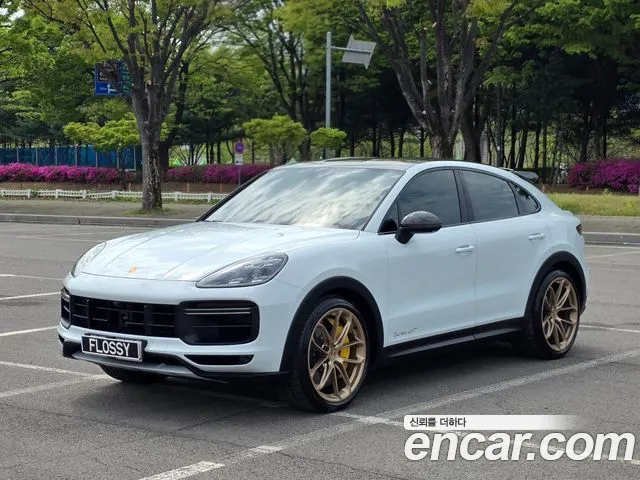 Porsche Cayenne 2022