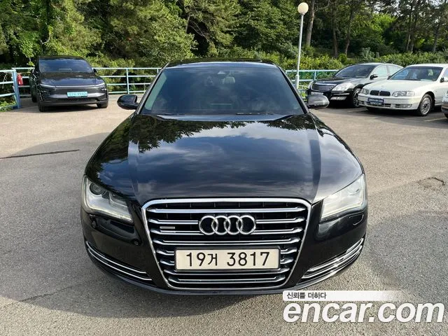 Audi A8 2011