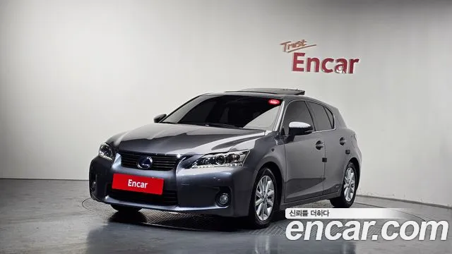 Lexus CT200h 2013
