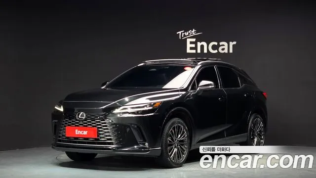 Lexus RX 2023