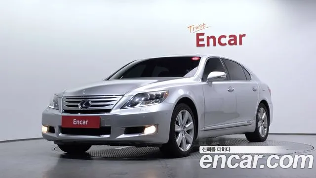 Lexus LS 2011