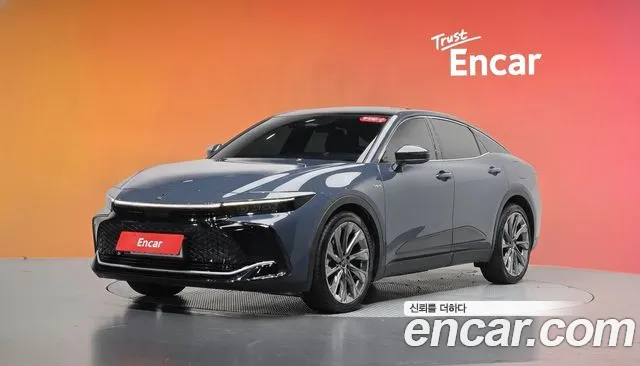 Toyota Crown 2025