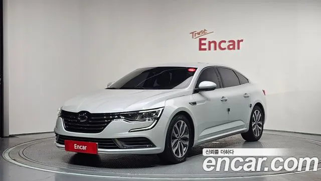Renault SM6 2016