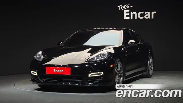 Porsche Panamera 2012
