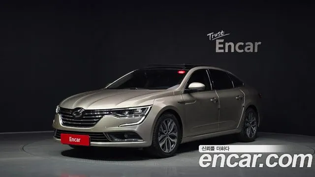 Renault SM6 2016