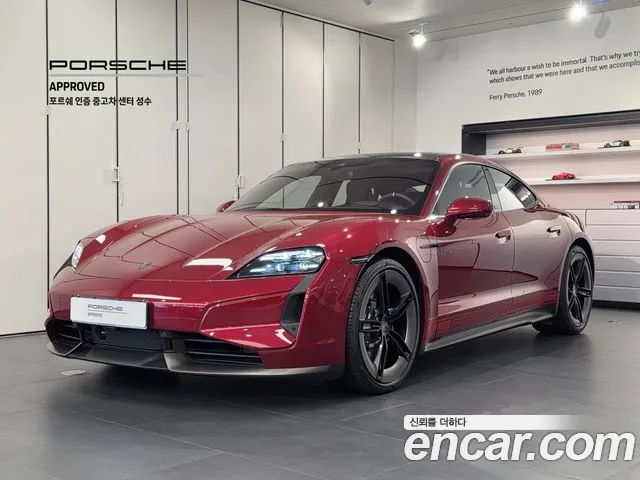 Porsche Taycan 2025