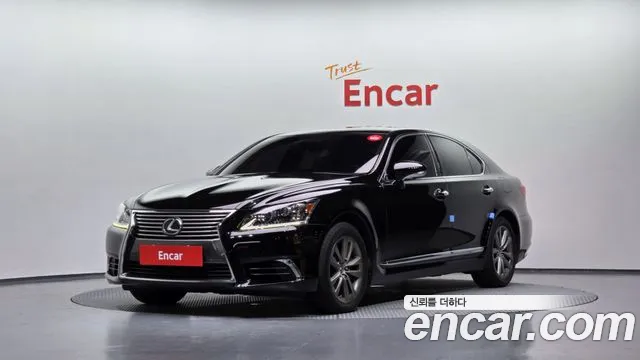 Lexus LS 2015