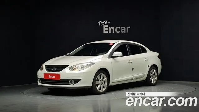 Renault SM3 2011