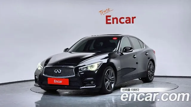 Infiniti Q50 2015