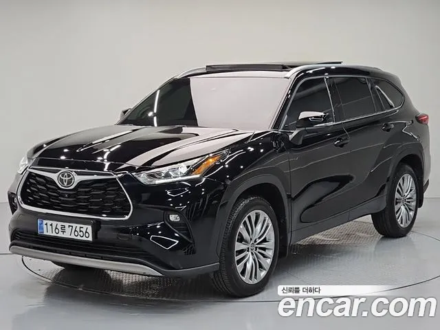 Toyota Highlander 2025