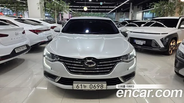 Renault SM6 2016