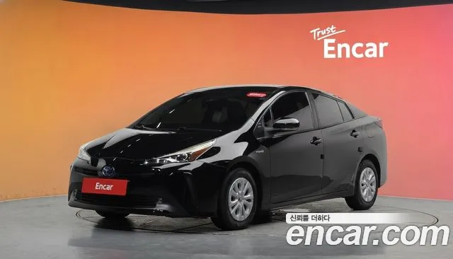 Toyota Prius 2021