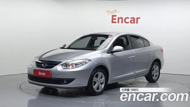 Renault SM3 2012