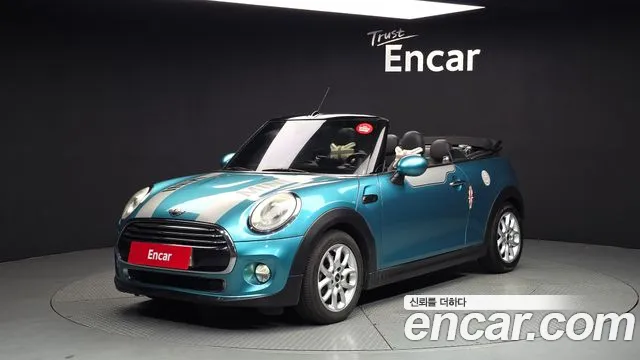 MINI Cooper Convertible 2018