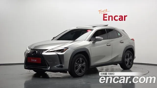 Lexus UX 2020