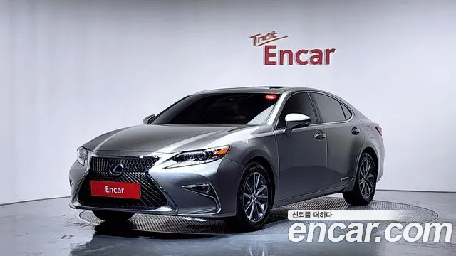 Lexus ES 2016