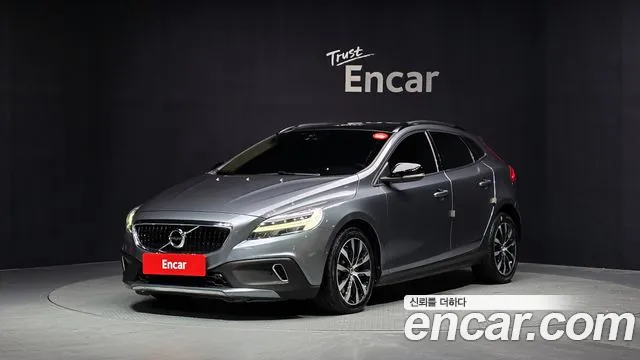 Volvo V40 2019