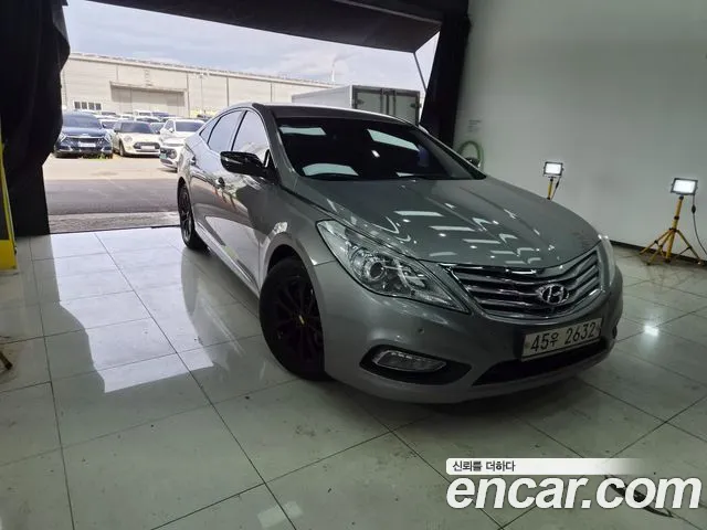 Hyundai Grandeur 2012