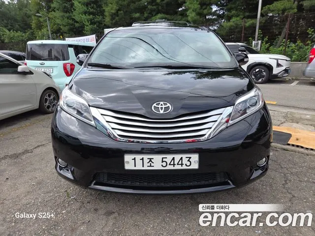 Toyota Sienna 2015