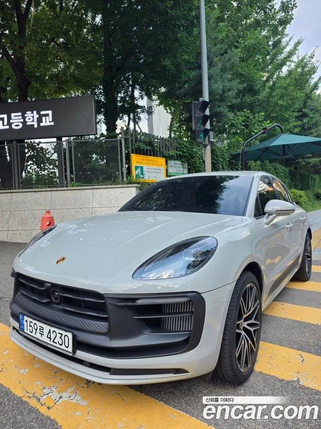 Porsche Macan 2023
