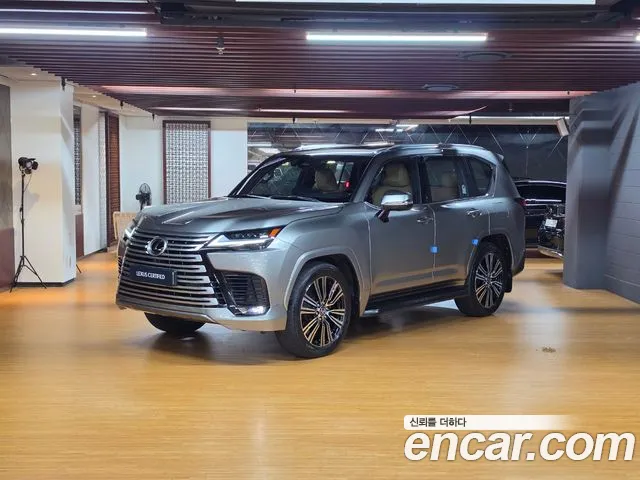 Lexus LX 2025