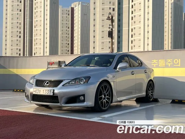 Lexus IS 2010