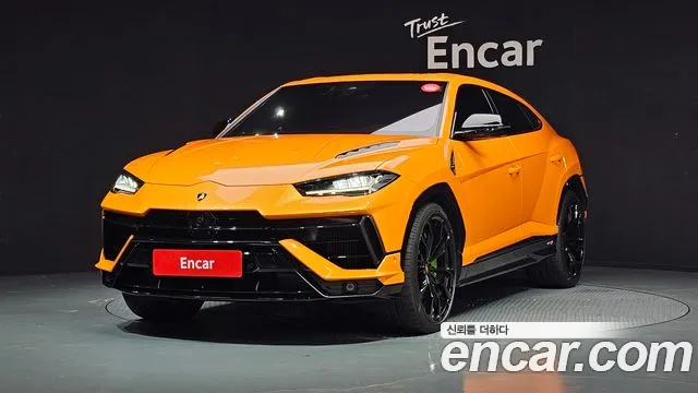 Lamborghini Urus 2024