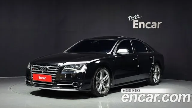 Audi S8 2014