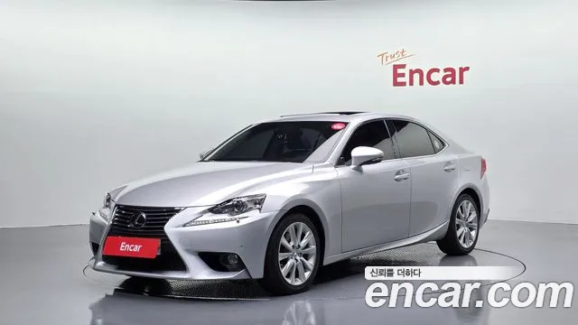 Lexus IS 2014