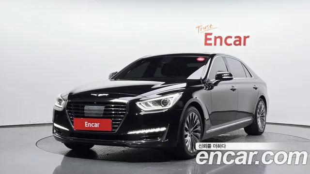 Genesis EQ900 2017