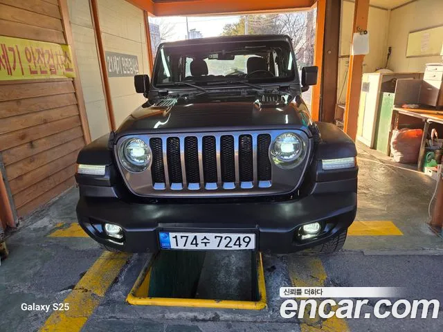 Jeep Wrangler 2021