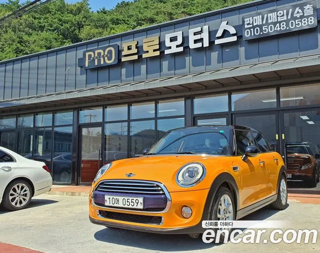 MINI Cooper 2015