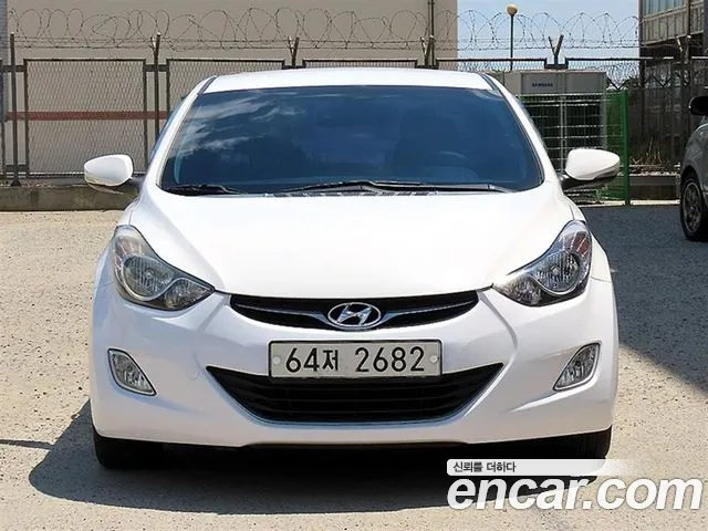 Hyundai Avante 2012