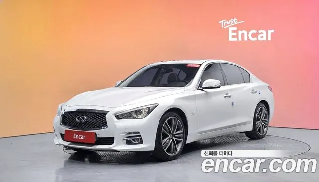 Infiniti Q50 2015