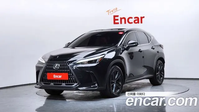 Lexus NX 2025