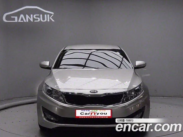 Kia K5 2011