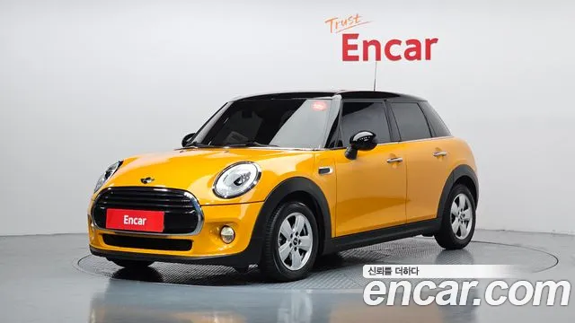 MINI Cooper 2018