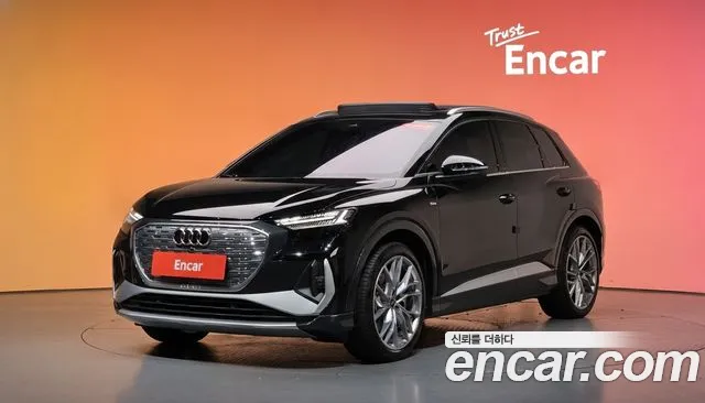 Audi Q4 e-tron 2025