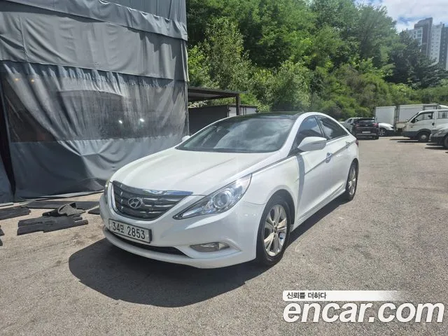 Hyundai Sonata 2011