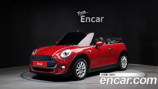 MINI Cooper Convertible 2018