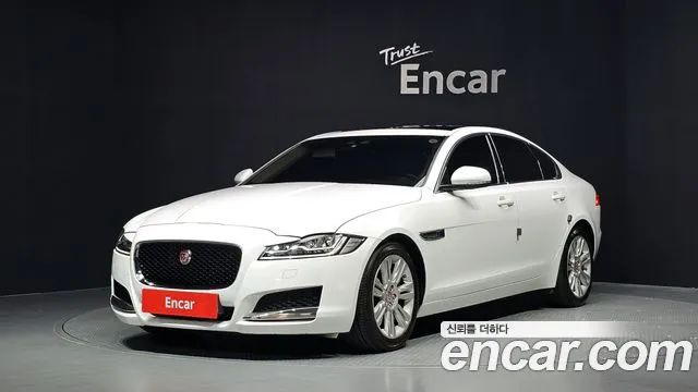 Jaguar XF 2016