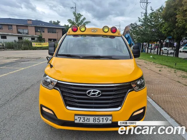 Hyundai Starex 2018