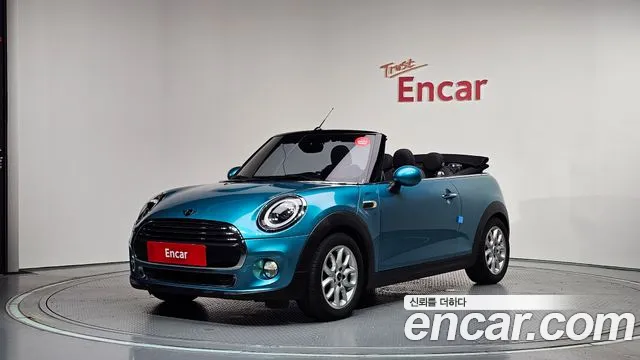 MINI Cooper Convertible 2018