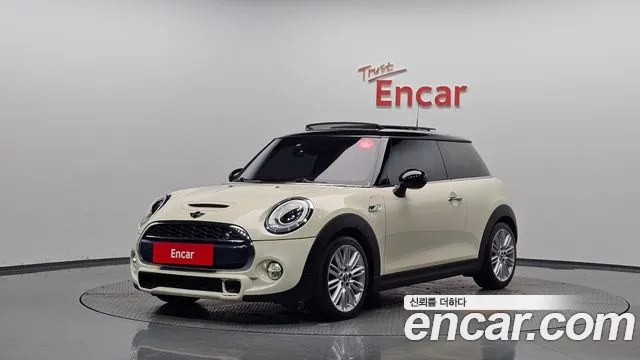 MINI Cooper 2016