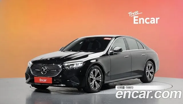 Mercedes-Benz E-Class 2024