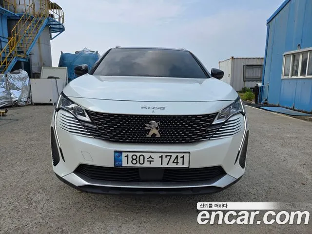 Peugeot 5008 2021