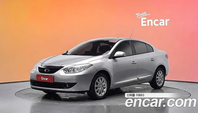 Renault SM3 2011