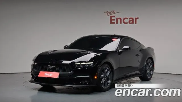 Ford Mustang 2024