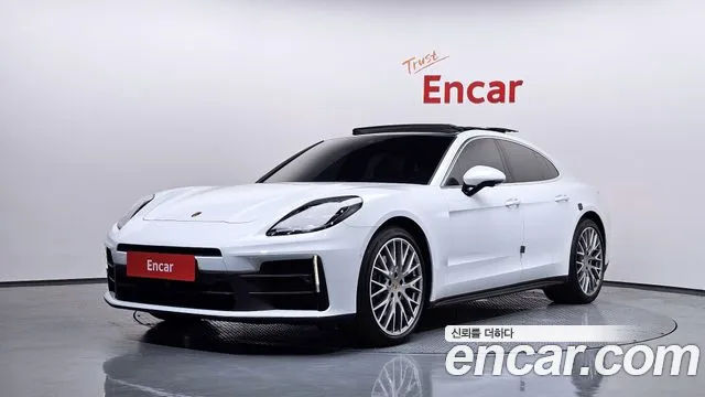 Porsche Panamera 2024