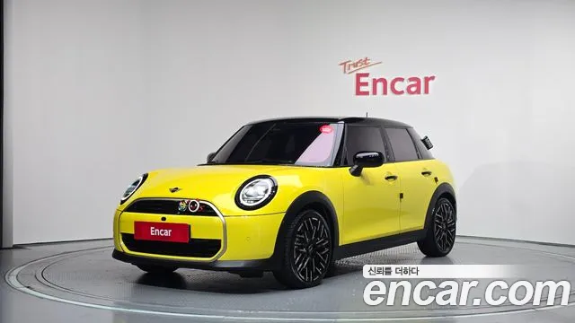 MINI Cooper 2025